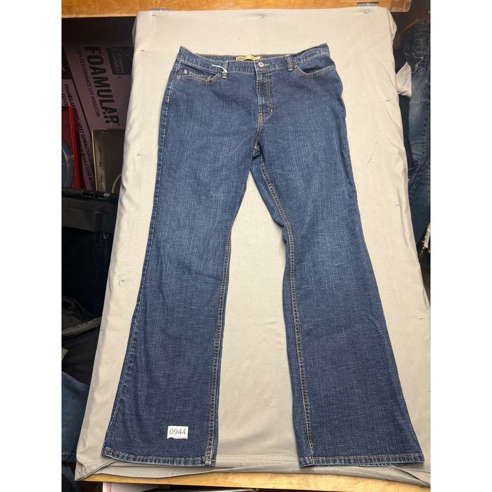 Old Navy Denim OND Womens 14 Regular Boot-Cut Stretch Jeans Medium Wash Blue
